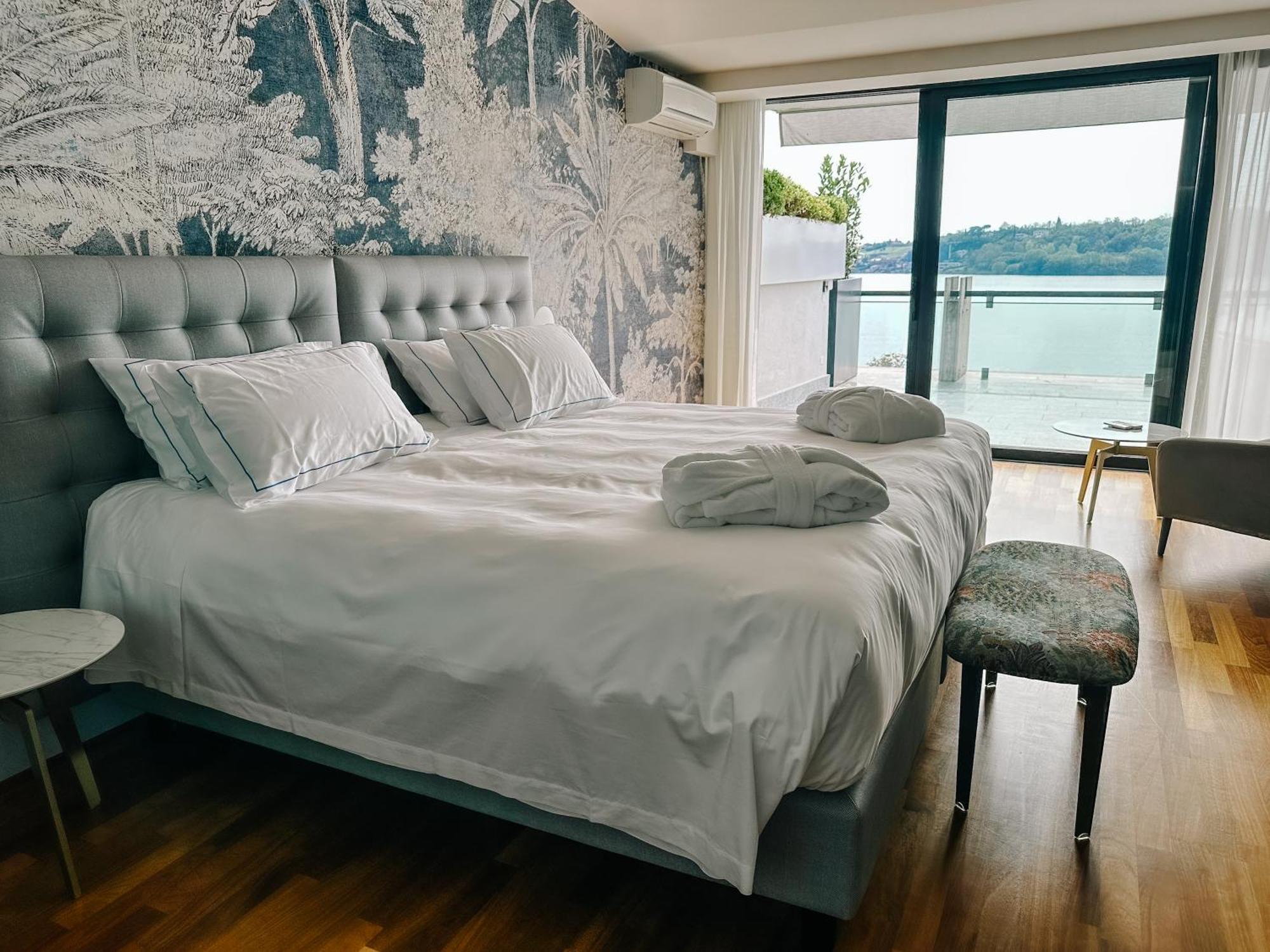 Suite Panoramic con Terrazza e Vista Lago